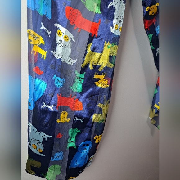 Ruff .. Woof ..Arf Ladies Doggie Scarf - Picture 5 of 6